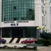 Foto Angajaţii Prefecturii Olt, ţinuţi în frig. Subprefectul reclamă că a răcit la plămâni: „Tu nu ești în stare să ai grijă de o instituție cu o mână de oameni și vrei să ai grijă de un oraș cu 60.000...”