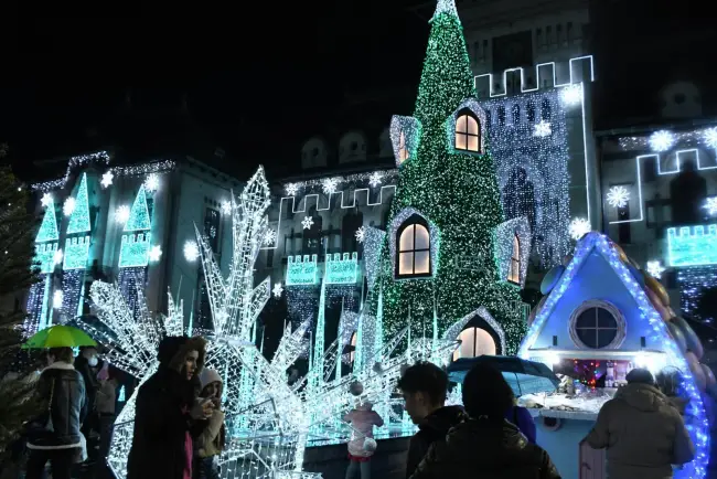 Foto FOTO. Târgul de Crăciun din Craiova, în topul celor mai frumoase din Europa