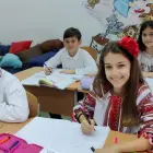 Foto Elevii de la „Minulescu”, felicitaţi de primarul Moţ: Au venit la şcoală în costum popular, pentru a marca Ziua Naţională (FOTO)