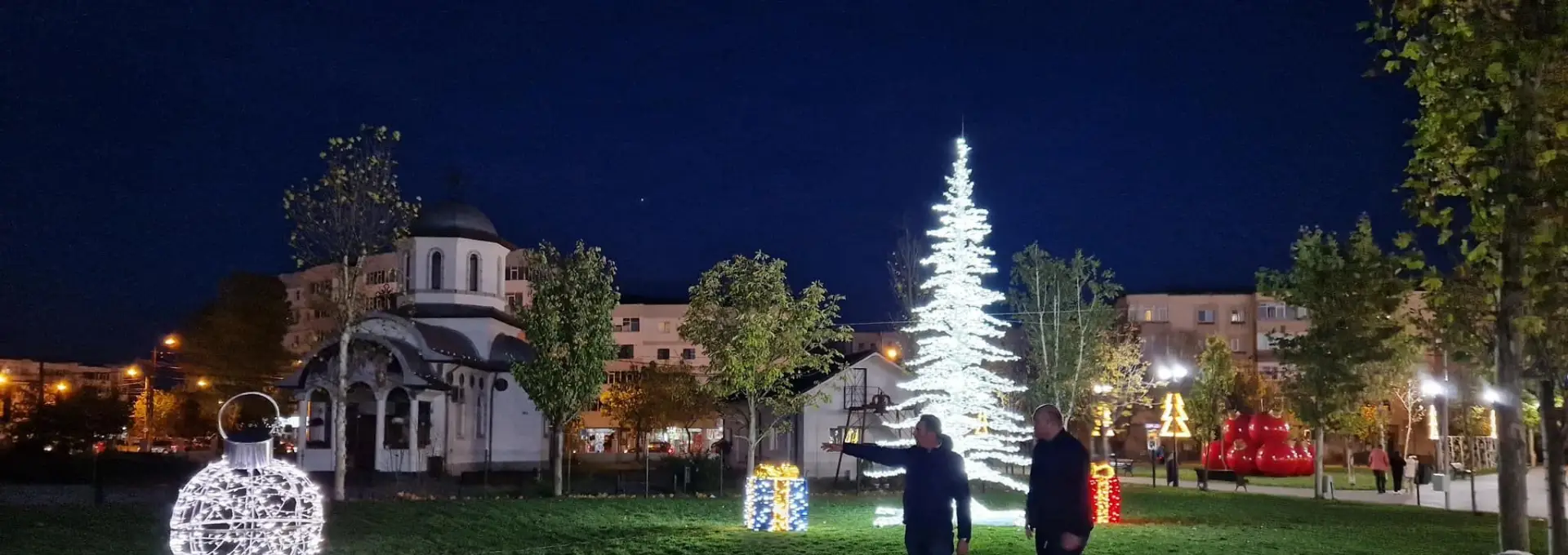 Foto Emil Moţ dă startul Sărbătorilor de Iarnă, la Slatina. Vineri seară se aprinde iluminatul festiv