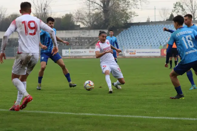 Foto CSM Slatina învinge, chiar şi în inferioritate Progresul Spartac, şi încheie anul cu victorie. „M-a bucurat atitudinea din a doua repriză”