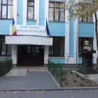 Foto Liceul „Nicolae Titulescu” Slatina organizează concurs pentru posturile de paznic şi laborant