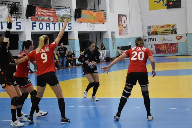 Foto FOTO. CSM Slatina, egal cu HC Zalău în primul amical din cadrul turneului din sala LPS