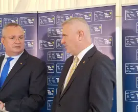 Foto Ciucă jenat de „Fănel”. Cum a reacţionat preşedintele PNL când a fost întrebat de filmele erotice ale prefectului de Olt (VIDEO)