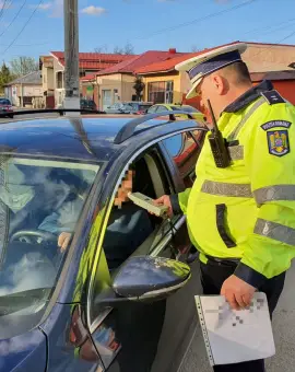 Foto Dosar penal pentru un bărbat din Dobrosloveni, băut la volan şi cu permisul suspendat