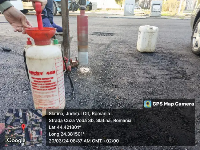 Foto Dezinformarea candidatului PNL privind grosimea stratului de asfalt turnat într-o parcare din Slatina, demontată de specialişti (FOTO)