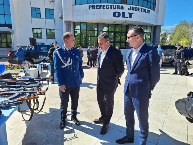Foto FOTO. Jandarmii olteni au marcat 174 de ani de la înfiinţarea Jandarmeriei Române