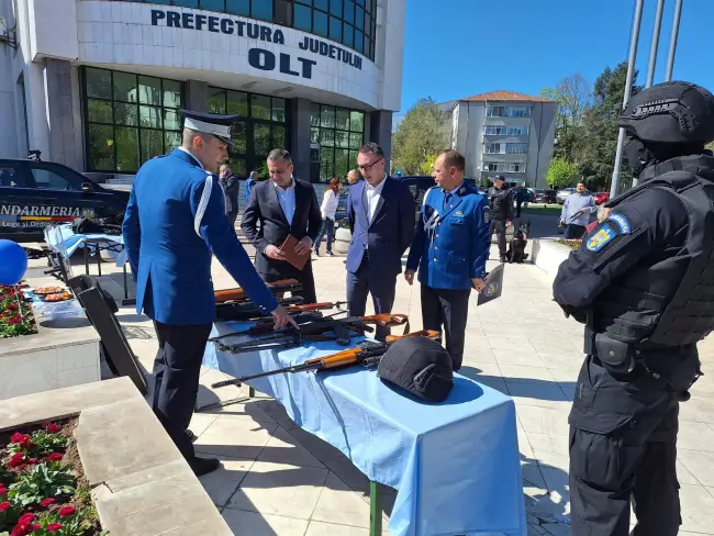 Foto FOTO. Jandarmii olteni au marcat 174 de ani de la înfiinţarea Jandarmeriei Române