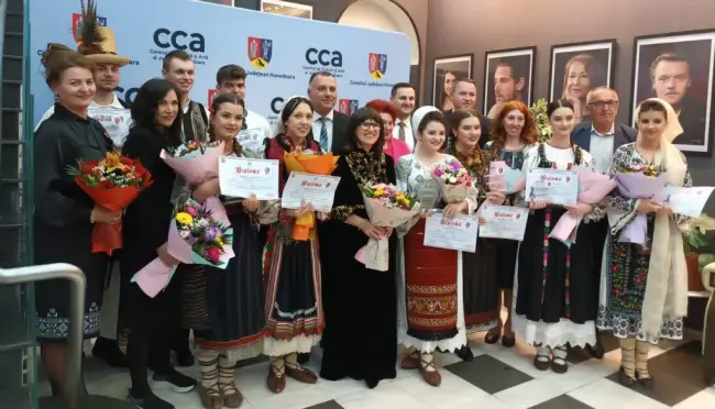 Foto Vasia Oprea din Balş, câştigătoarea Marelui Premiu la Festivalul „Drăgan Munteanu” de la Deva