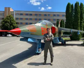Foto Mihai Păduroiu, slătineanul care a intrat pe singurul loc pentru civili, la Academia Forțelor Aeriene Henri Coandă. Viseară să piloteze F-16