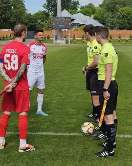Foto CSM Slatina pierde ultimul meci din acest sezon. „Am primit goluri uşor şi ne-am bătut joc de nişte ocazii rarisime”