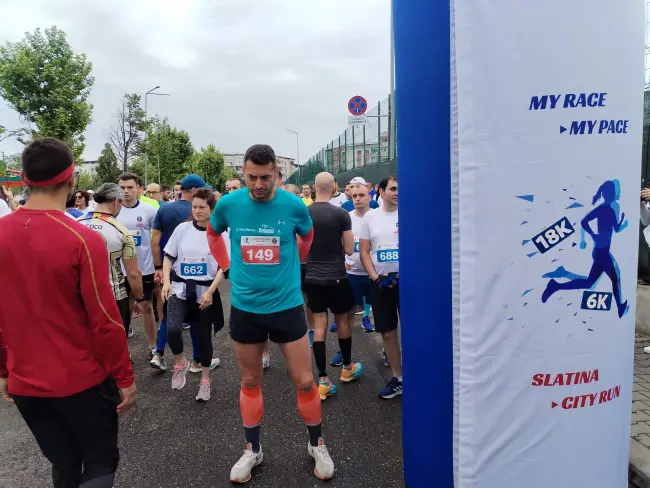 Foto Participare numeroasă la ediţia a cincea a Slatina City Run. Primar: O să încercăm să o extindem (FOTO)
