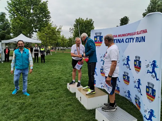 Foto Participare numeroasă la ediţia a cincea a Slatina City Run. Primar: O să încercăm să o extindem (FOTO)