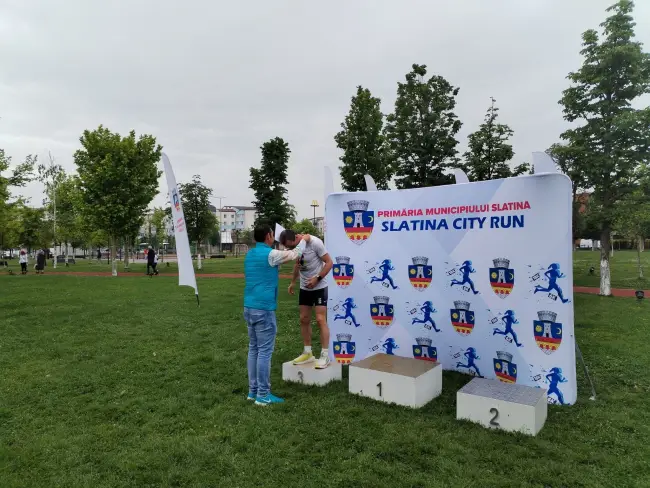 Foto Participare numeroasă la ediţia a cincea a Slatina City Run. Primar: O să încercăm să o extindem (FOTO)