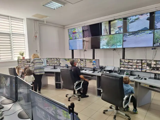 Foto Porţi Deschise la Poliţia Locală Slatina (FOTO)