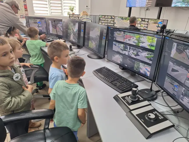 Foto Porţi Deschise la Poliţia Locală Slatina (FOTO)