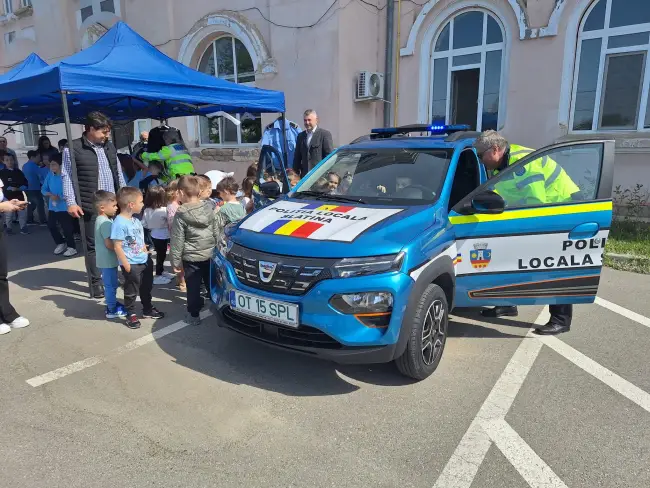 Foto Porţi Deschise la Poliţia Locală Slatina (FOTO)