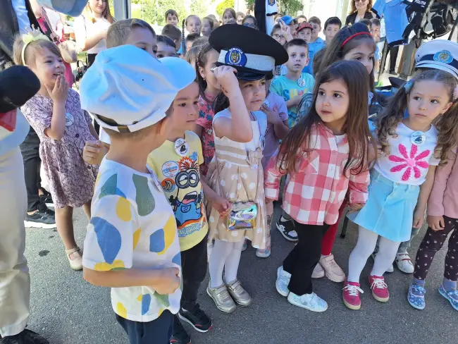 Foto Porţi Deschise la Poliţia Locală Slatina (FOTO)