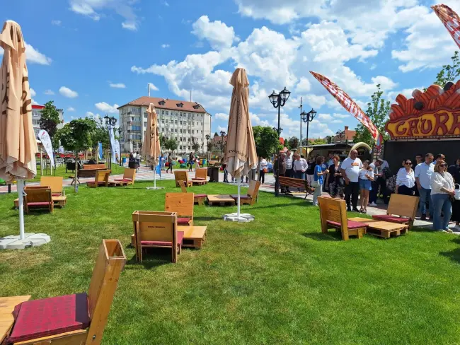 Foto Baza Sportivă „Dumitru Dobrescu” deschisă oficial la Slatina: Muzică, mâncare bună și surprize (FOTO)