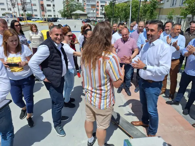 Foto Baza Sportivă „Dumitru Dobrescu” deschisă oficial la Slatina: Muzică, mâncare bună și surprize (FOTO)