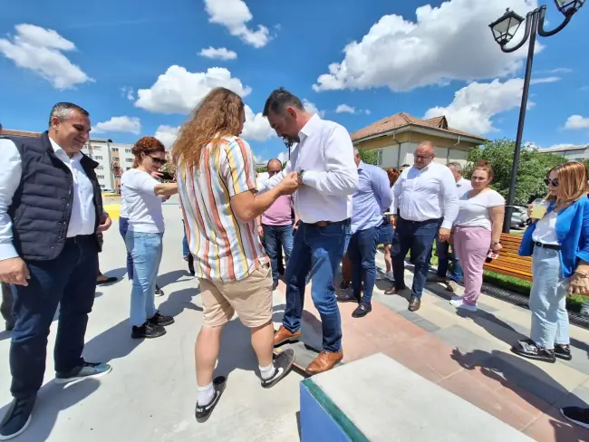 Foto Baza Sportivă „Dumitru Dobrescu” deschisă oficial la Slatina: Muzică, mâncare bună și surprize (FOTO)