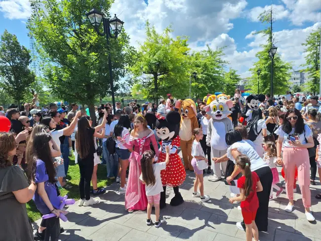 Foto Slatina a devenit un Paradis al copiilor, de ziua lor 