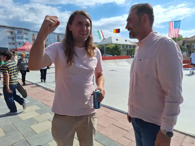 Foto  Start la prima ediție a Slatina Skate Open, desfășurată în cel mai nou parc din oraș