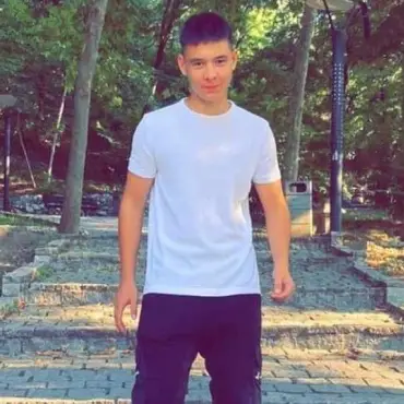 Foto Tânărul, în vârstă de 19 ani, care s-a înecat în râul Olt, era component al echipei CSM Slatina Under 19. Mesajul transmis de clubul slătinean