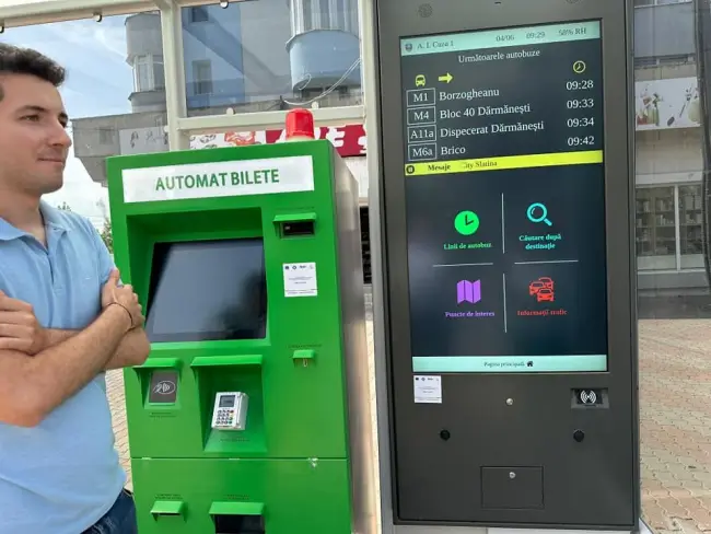 Foto Staţii pentru călători inteligente, în Slatina. Informare în timp real cu privire la transportul în comun (FOTO)