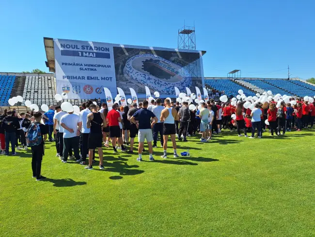 Foto Sportivii CSM Slatina şi-au luat adio de la fosta arenă „1 Mai”. Stadion nou, proiect aprobat de Guvern (FOTO&VIDEO)