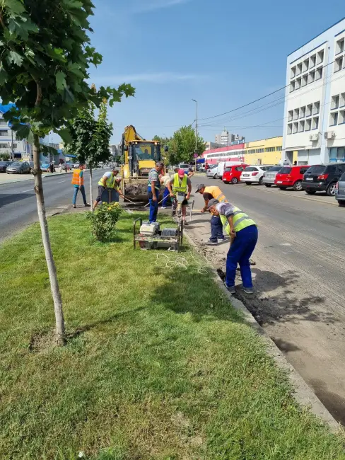 Foto Se asfaltează pe mai multe străzi din Slatina (FOTO)