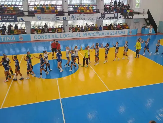 Foto CSM Slatina-SCM Craiova, scor 29-34, în cel de-al doilea joc de pregătire al verii