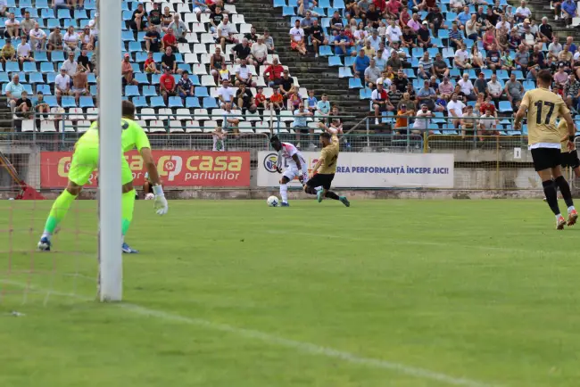 Foto FOTO. CSM Slatina a încheiat la egalitate, scor 1-1, duelul cu FC Voluntari, la capătul unei partide în care a condus până în prelungiri