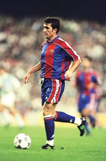 Foto Gheorghe Hagi, decorat cu cea mai înaltă distincție a statului român, Ordinul Național „Steaua României”
