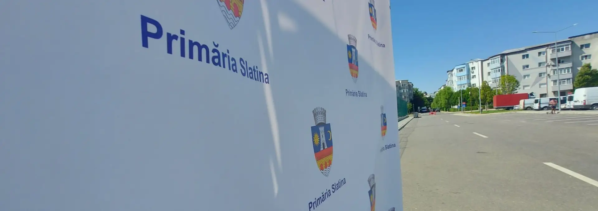 Foto Locuinţă socială din Slatina devenită focar de infecţie. Ce răspuns dă primarul