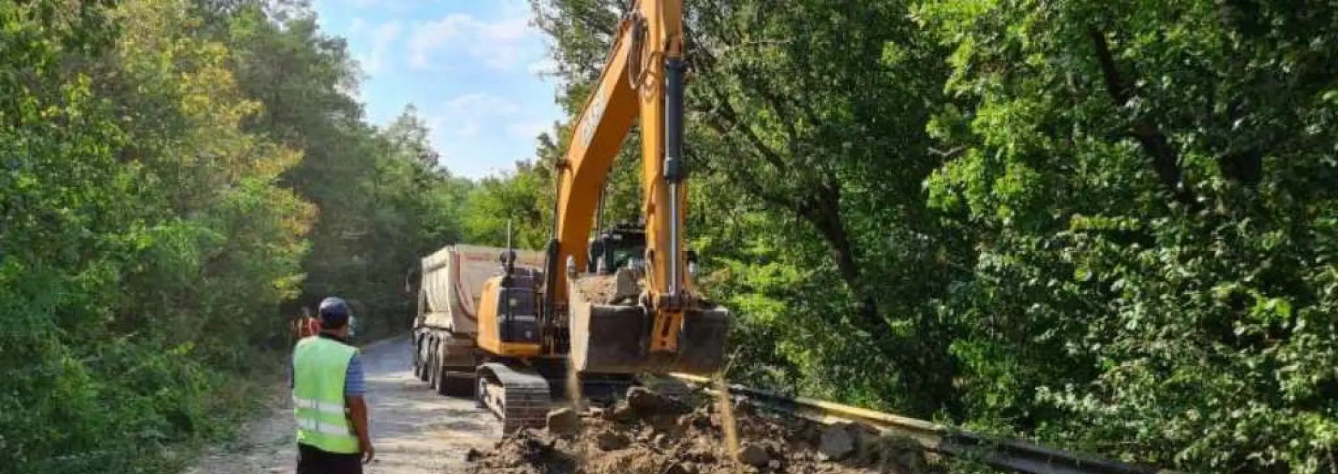Foto Consiliul Județean Olt investește masiv în infrastructura rutieră. 26 milioane de euro pentru modernizarea drumurilor județene