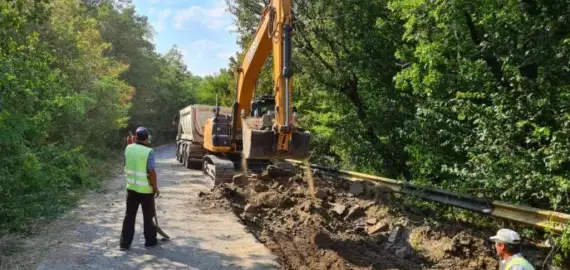 Foto Consiliul Județean Olt investește masiv în infrastructura rutieră. 26 milioane de euro pentru modernizarea drumurilor județene