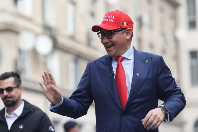 Foto 11 candidaţi la alegerile prezidenţiale din luna mai. Cinci dintre ei au candidat şi în 2024