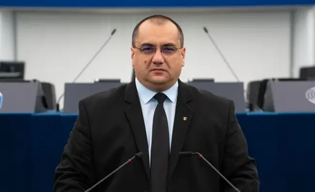 Foto 11 candidaţi la alegerile prezidenţiale din luna mai. Cinci dintre ei au candidat şi în 2024