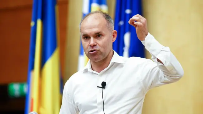 Foto 11 candidaţi la alegerile prezidenţiale din luna mai. Cinci dintre ei au candidat şi în 2024