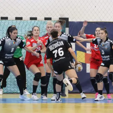 Foto CSM Slatina, victorie la un gol cu CSM Iaşi, iar prezenţa la barajul de evitare a retrogradării este aproape asigurată