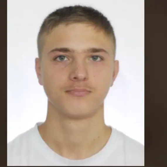 Foto Tânăr, din Grădinari, dat dispărut de către familie