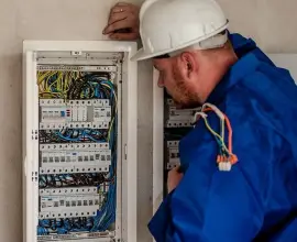 Foto Cum poți deveni un bun electrician