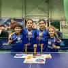 Imagine Surorile Ciobanu din Slatina, gemenele de 9 ani care cuceresc podiumurile tenisului de masă