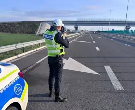 Foto Zece accidente grave în primele luni ale anului în Olt: IPJ declanșează operațiunea „Speed Marathon” 