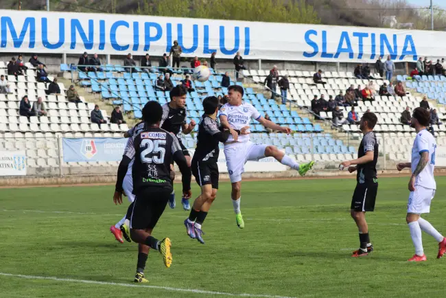 Foto CSM Slatina, remiză cu Ceahlăul Piatra Neamţ. Niculescu: „N-am făcut un joc deloc bun”