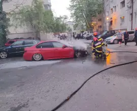 Foto Incendiu la un autoturism, în Slatina (FOTO)
