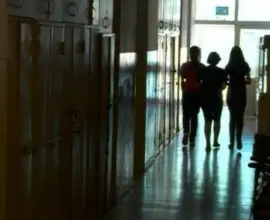 Foto O şcoală din Olt primeşte bani de la Guvern pentru consolidare seismică