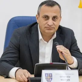 Foto Marius Oprescu: Primarul incompetent al Slatinei a rămas cu un instinct de ONG-ist, crescut pe banii lui Soroș