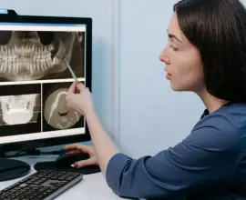 Foto Avantajele colaborării cu un laborator extern de tehnică dentară